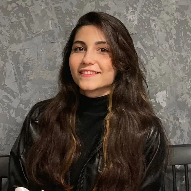 هستی معظمی