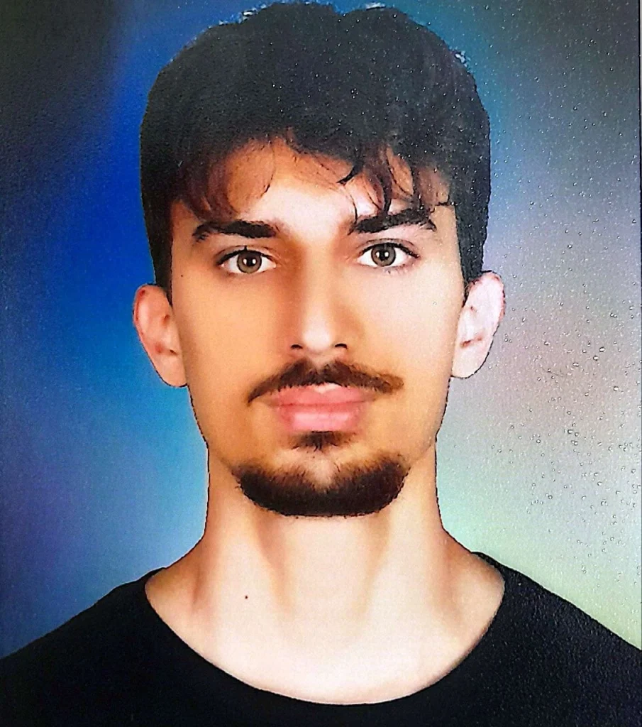 محمد احمدی آذر